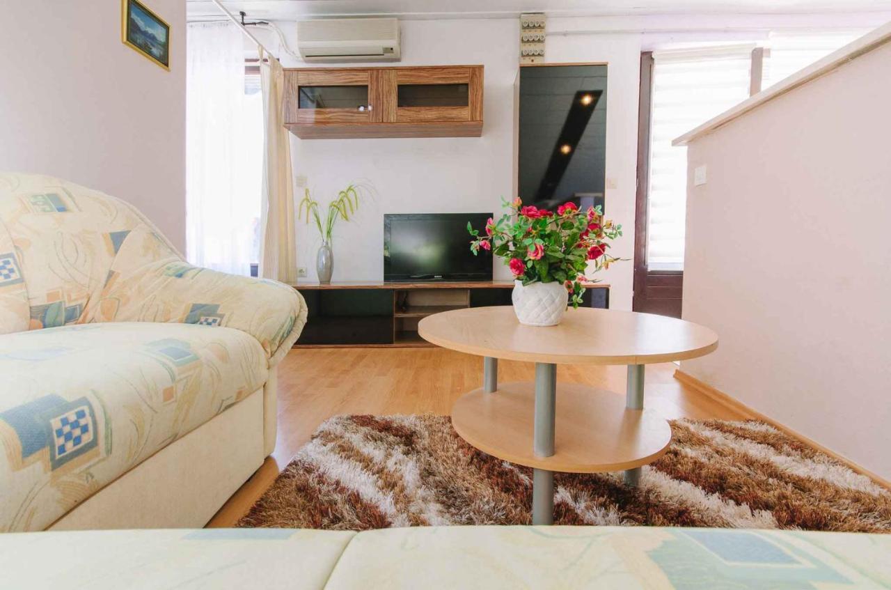 Apartment In Crikvenica 39210 Dış mekan fotoğraf