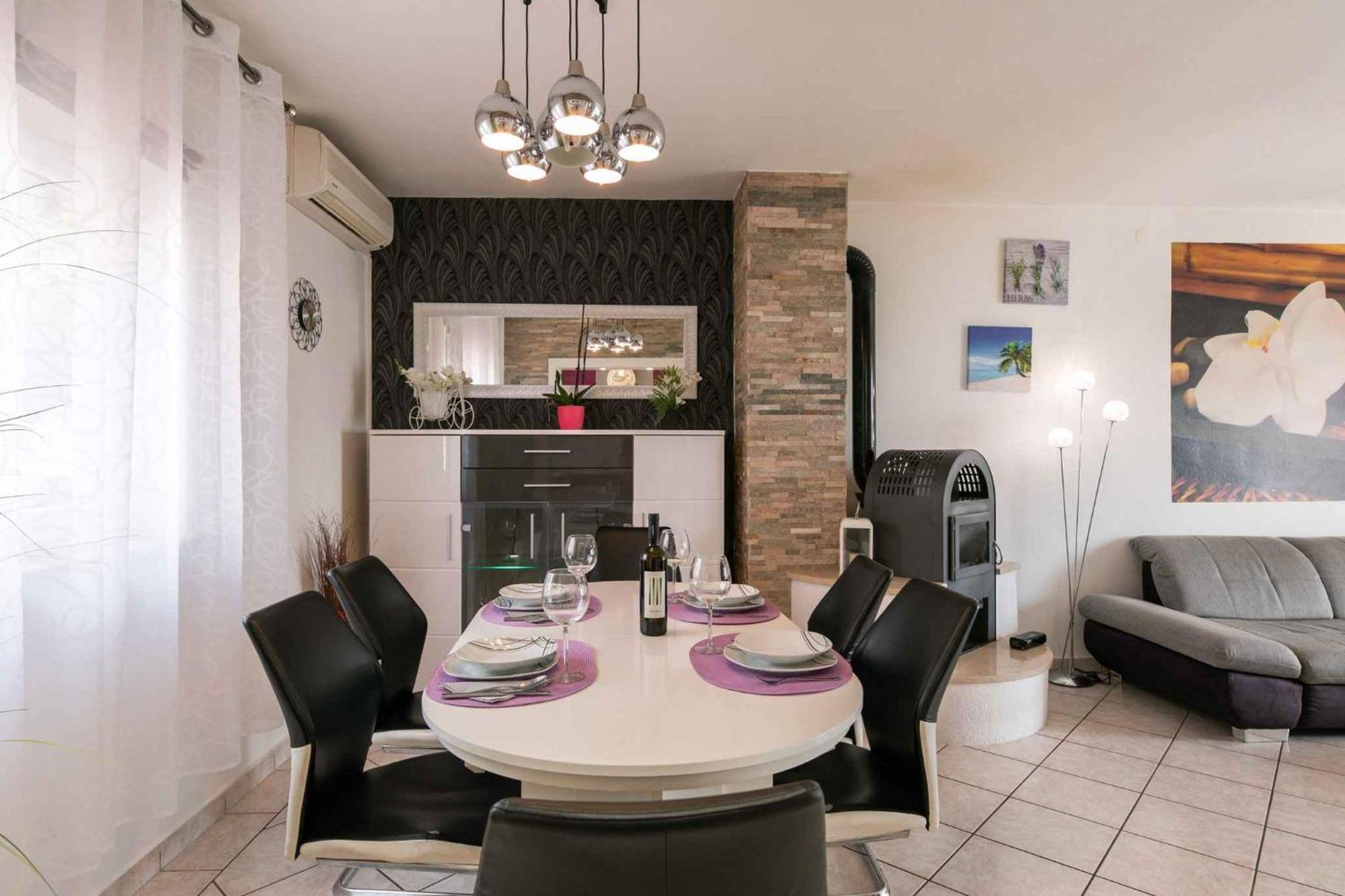 Apartment In Crikvenica 39210 Dış mekan fotoğraf